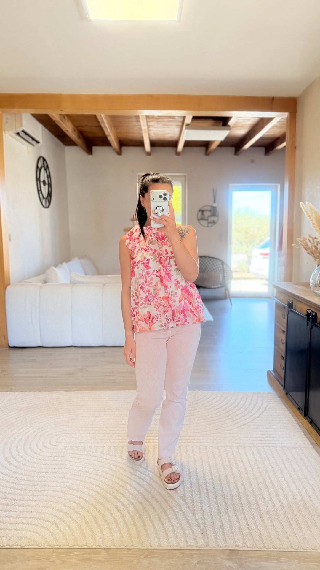 Top Zalia rose