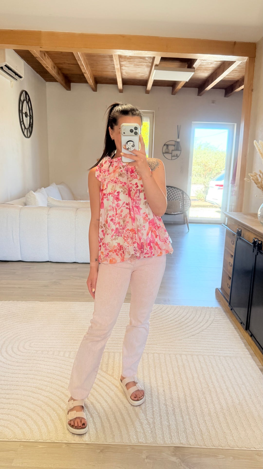 Top Zalia rose