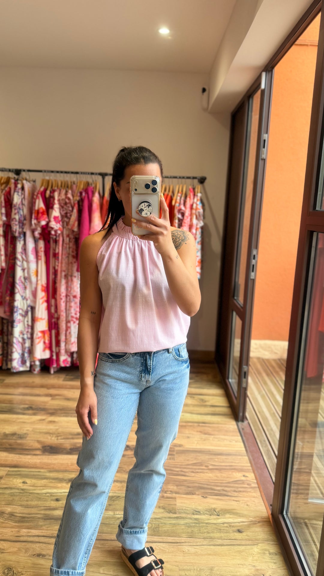 Top Emy rose