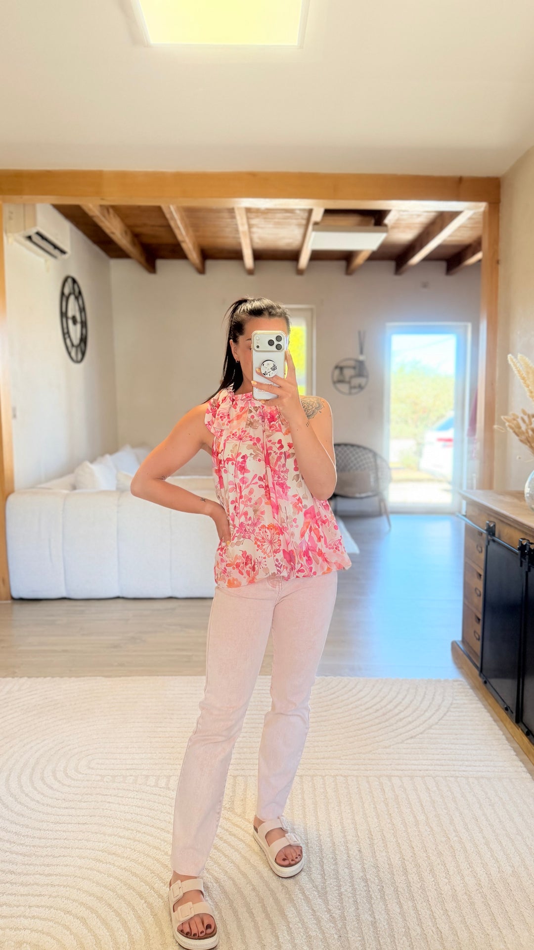 Top Zalia rose