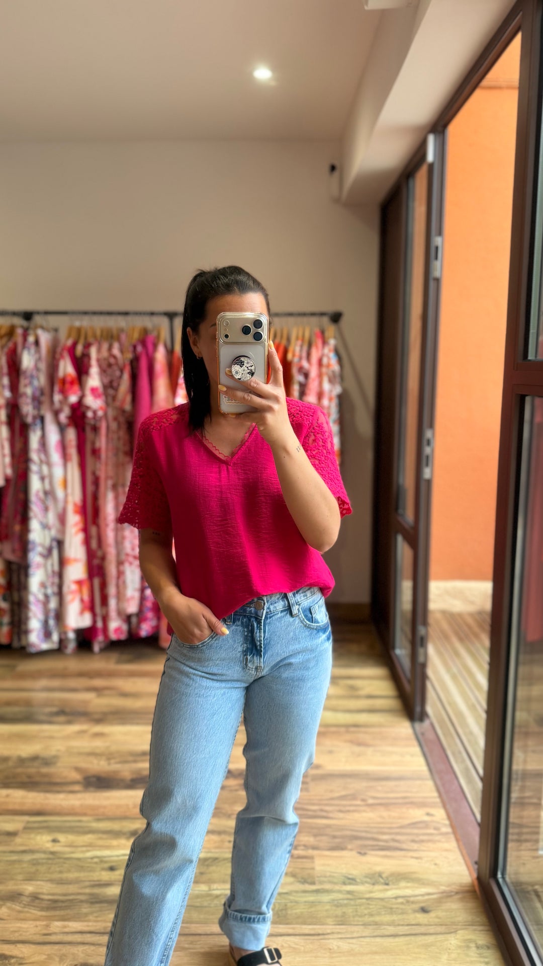 Top miya rose