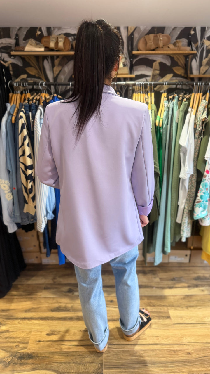 Top Hugo lilas