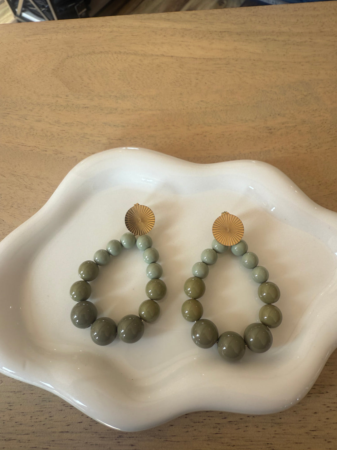 Boucles d’oreilles vertes kaki