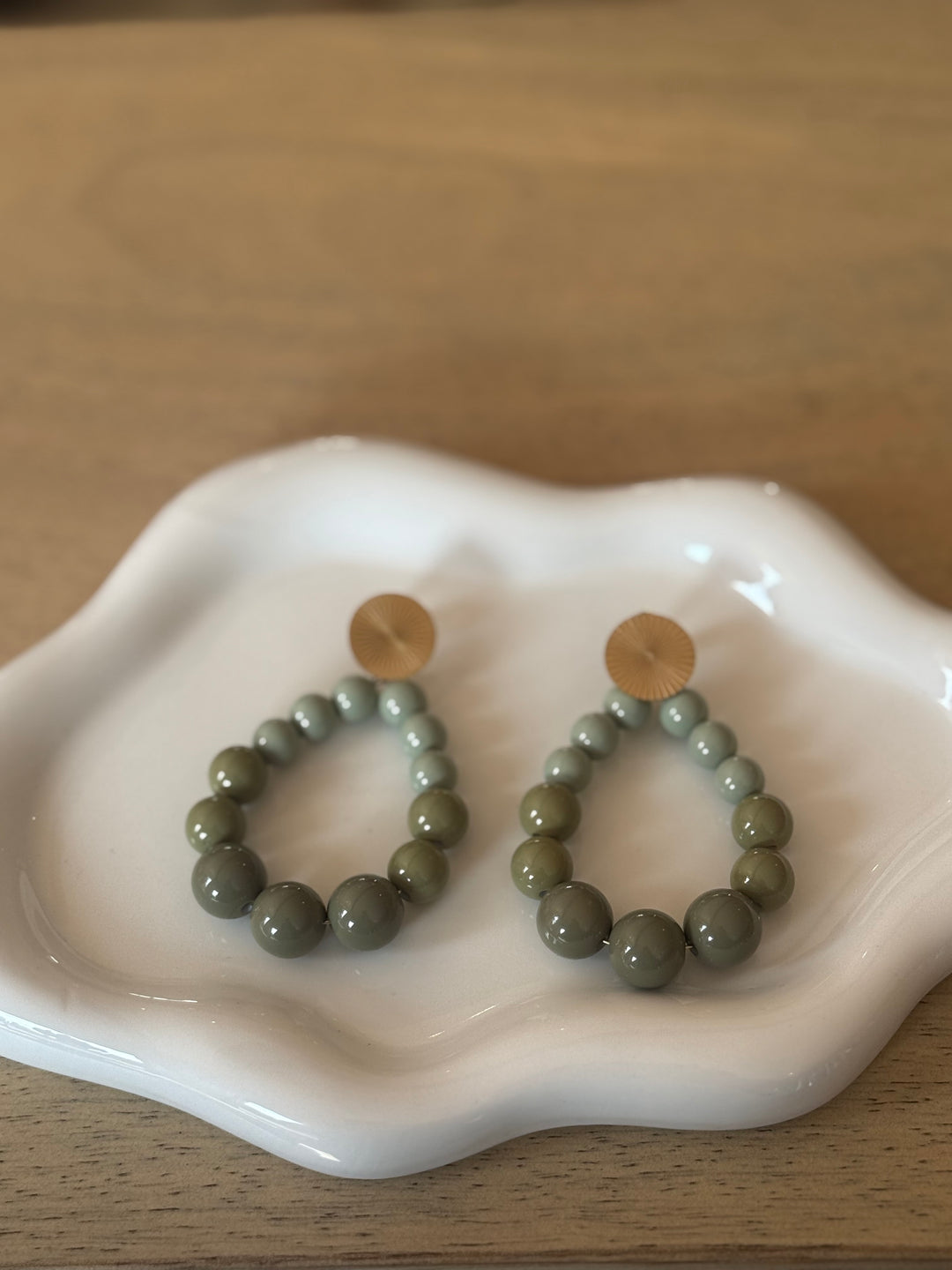 Boucles d’oreilles vertes kaki