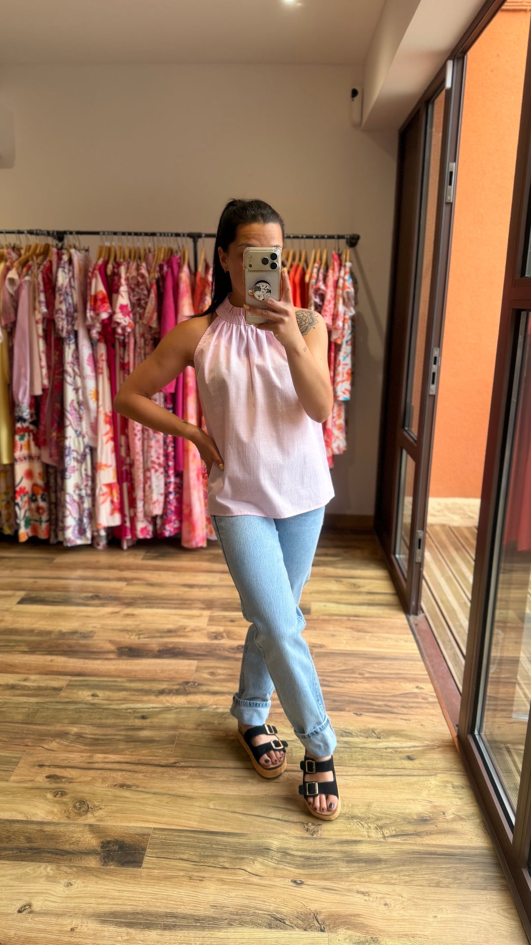 Top Emy rose