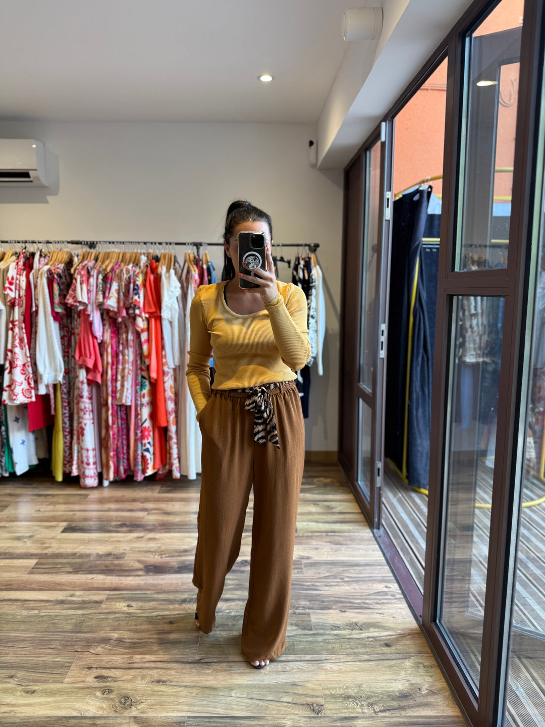 Pull fin Sinah moutarde