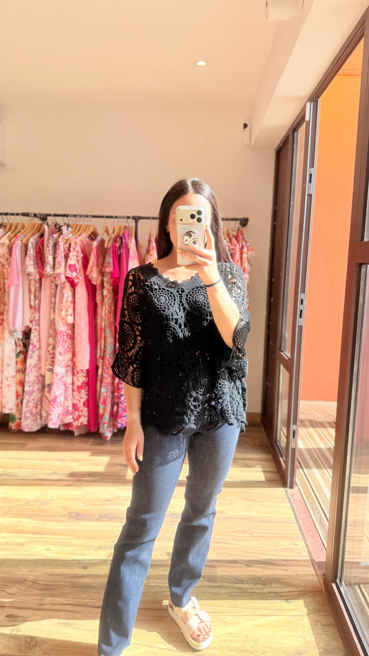 Top crochet noir