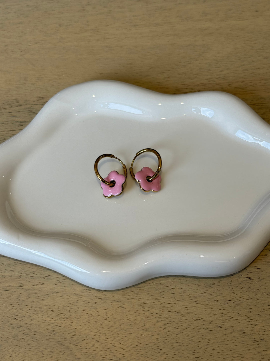 Boucles d’oreilles petites fleurs rose