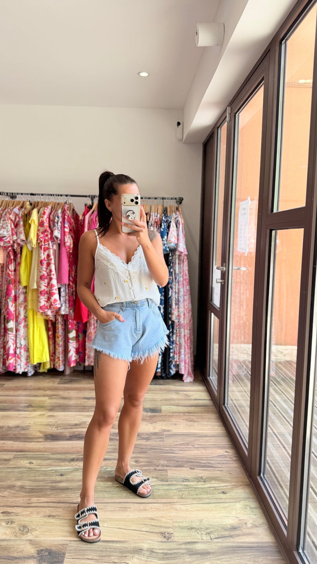 Short en jean franges