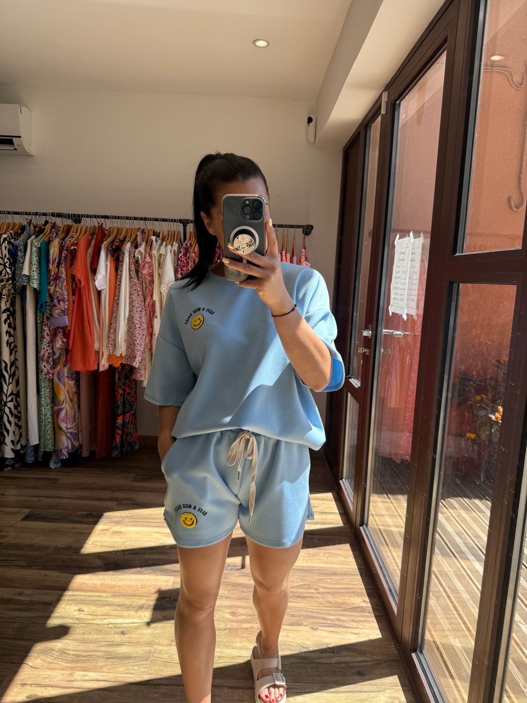 Ensemble smiley bleu