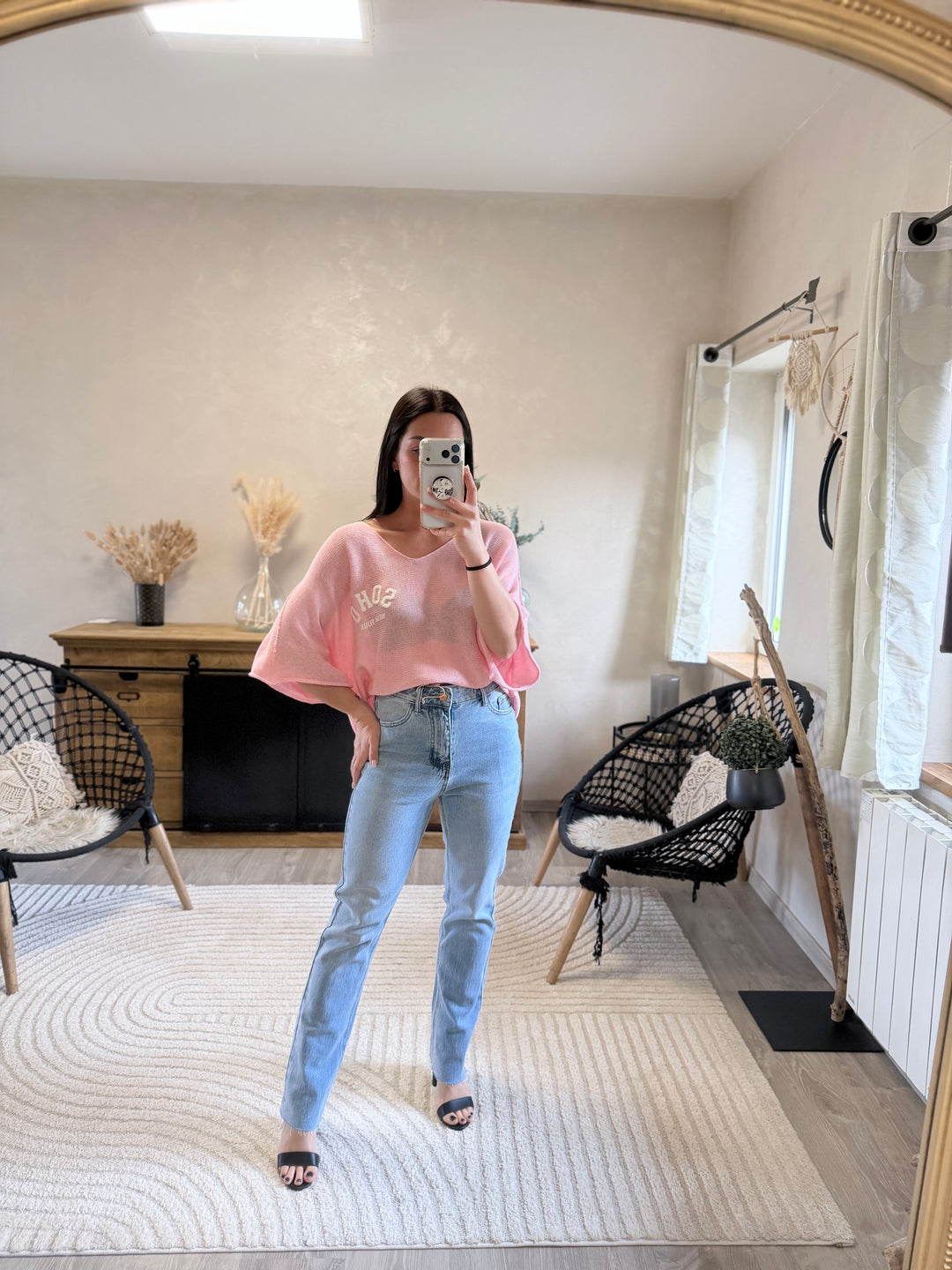 Pull SOHO rose