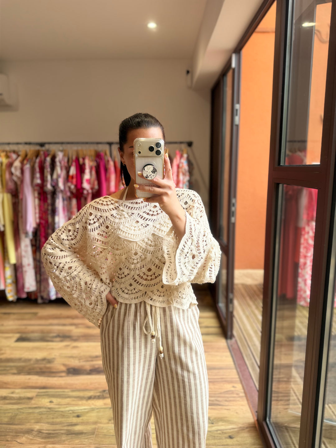 Top crochet beige