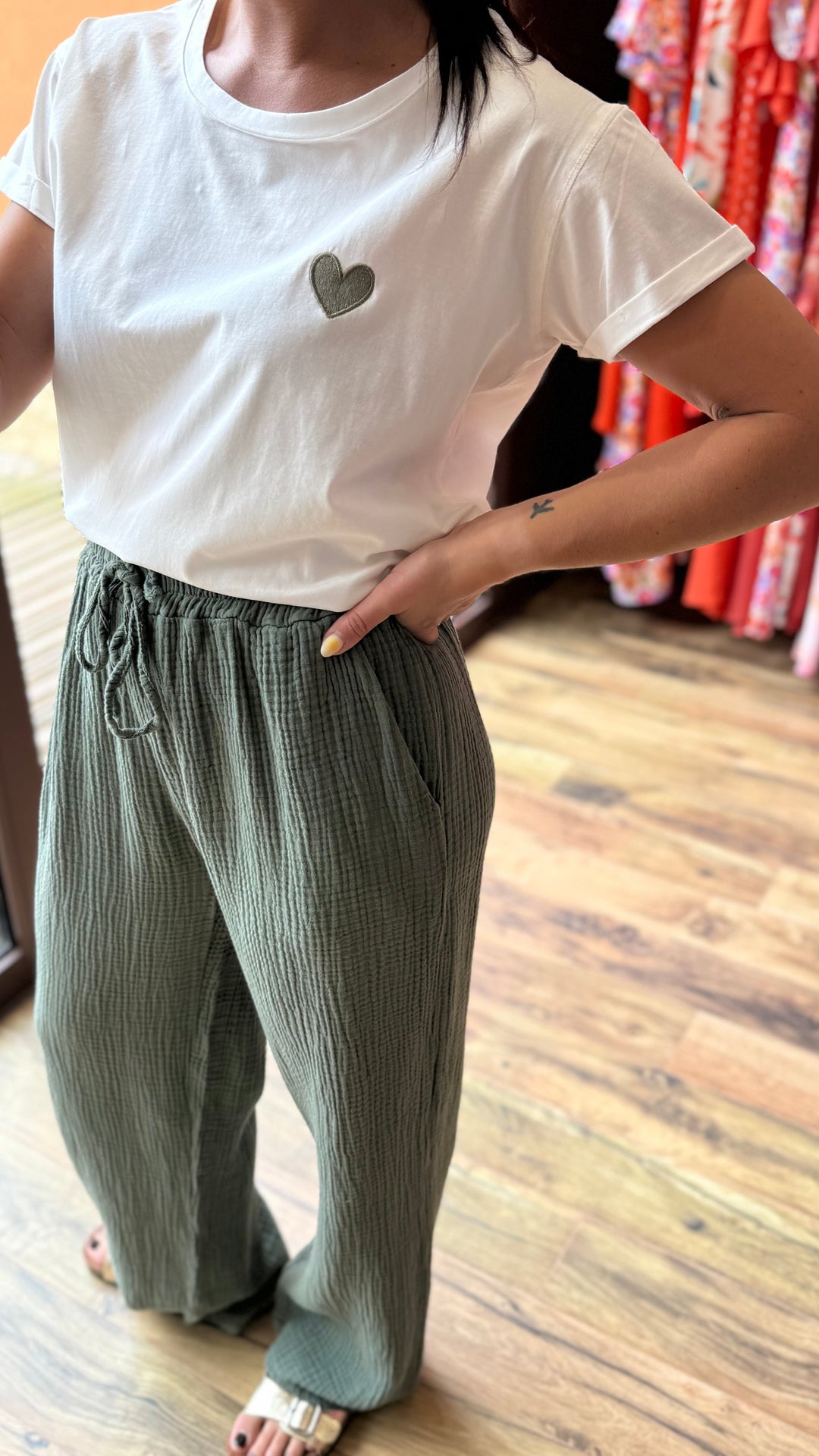 Teeshirt cœur kaki