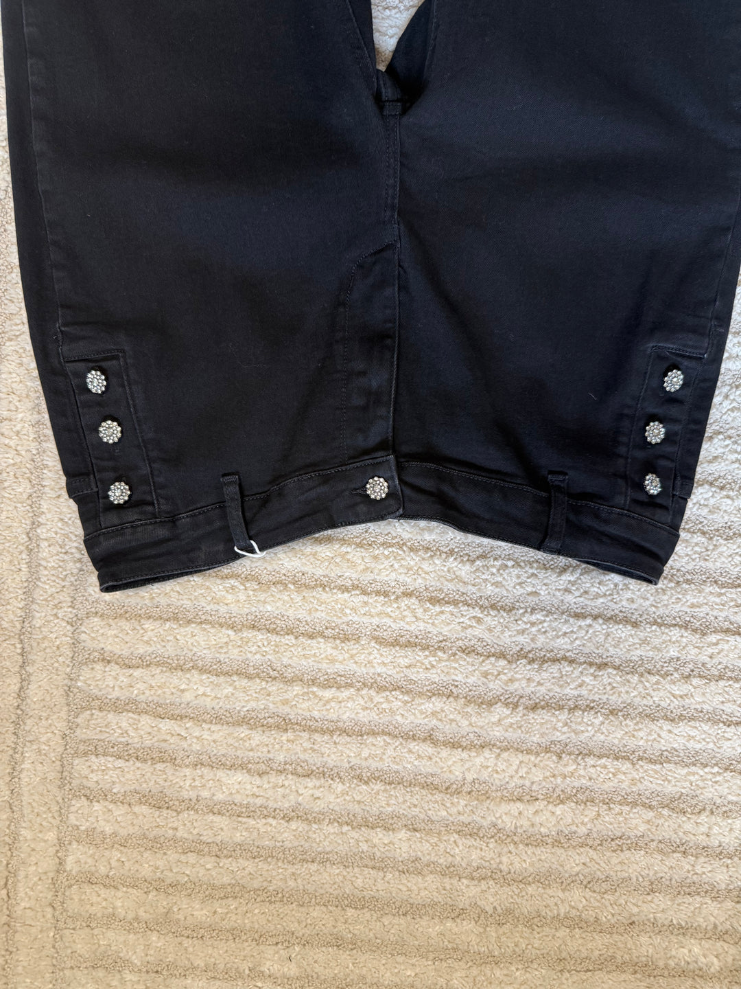 Jean flaire Lumea noir CURVY
