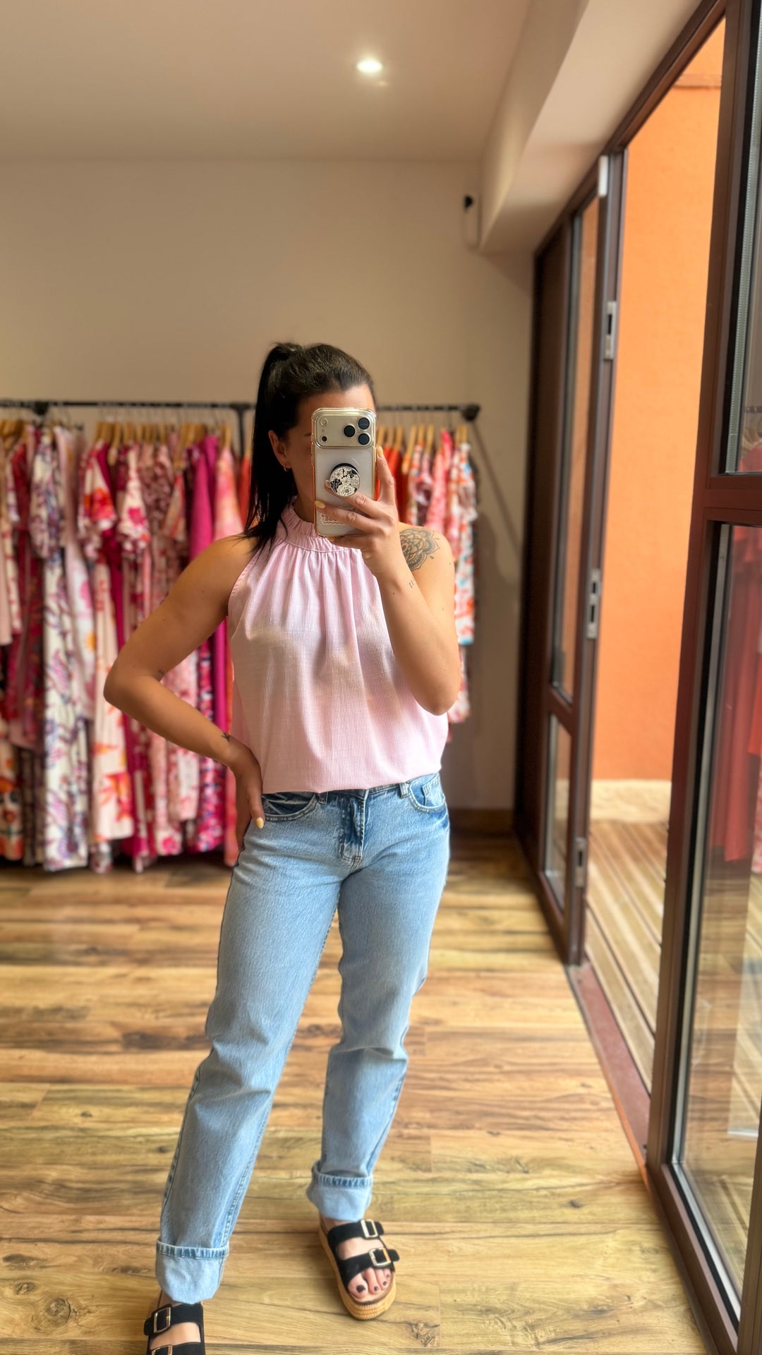 Top Emy rose