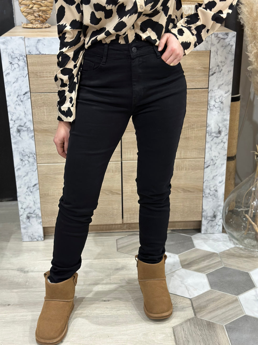 Jean noir droit (Curvy)