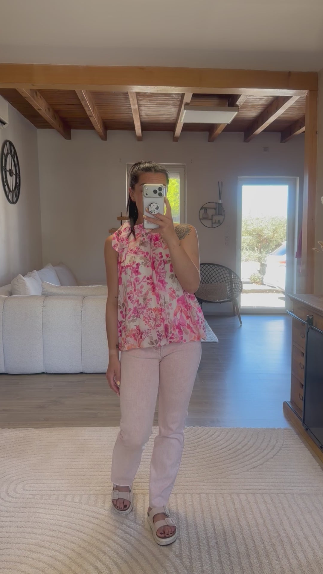 Top Zalia rose